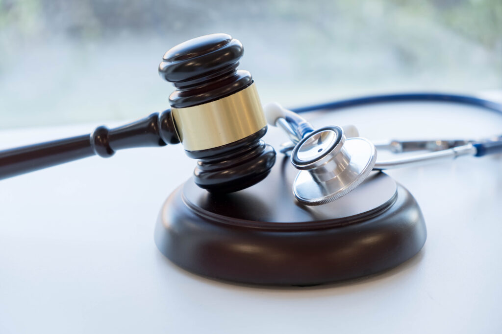 Gavel_and_Stethoscope_Indicating_Medical_Malpractice_Personal_Injury